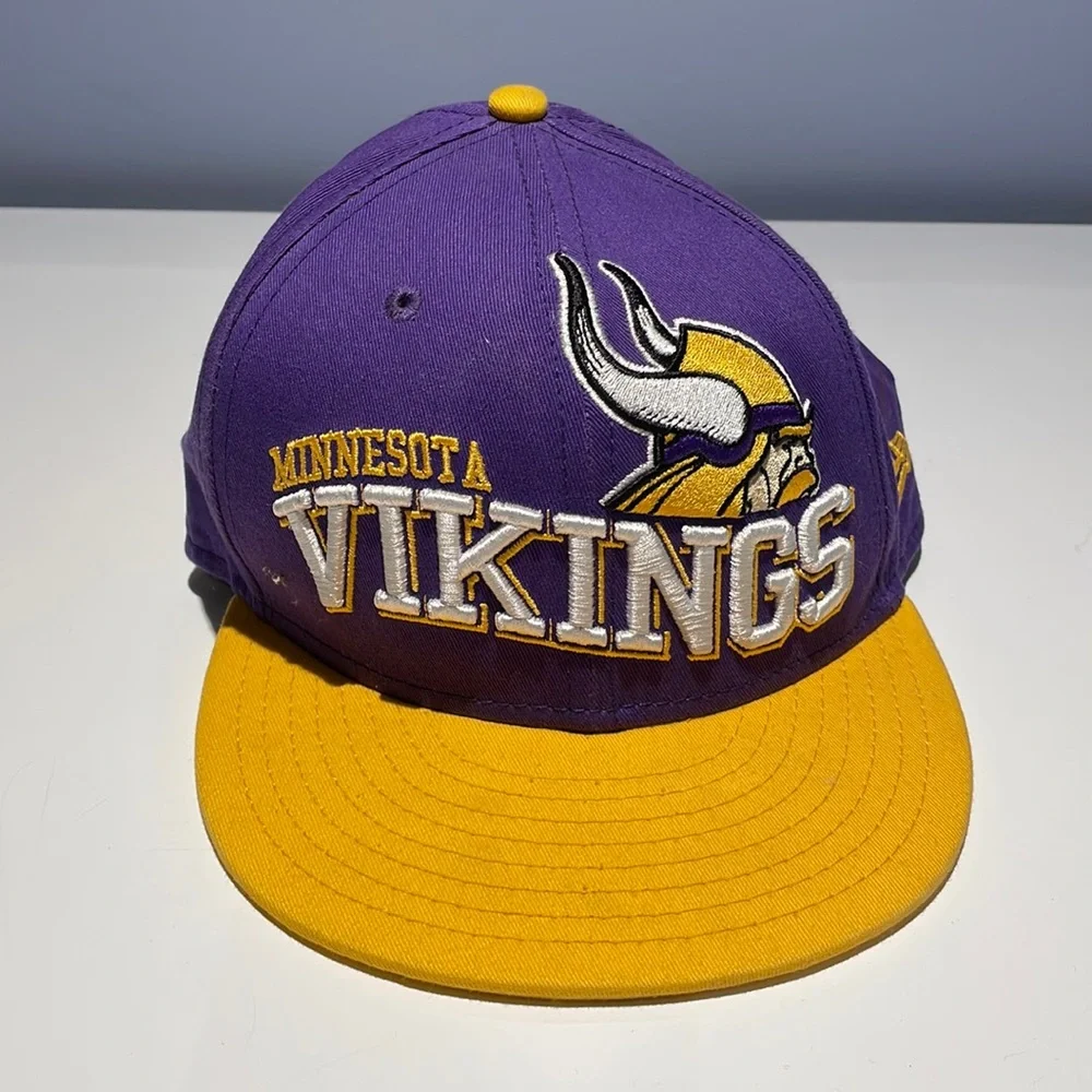 New Era Minnesota Vikings SnapBack Baseball Hat.